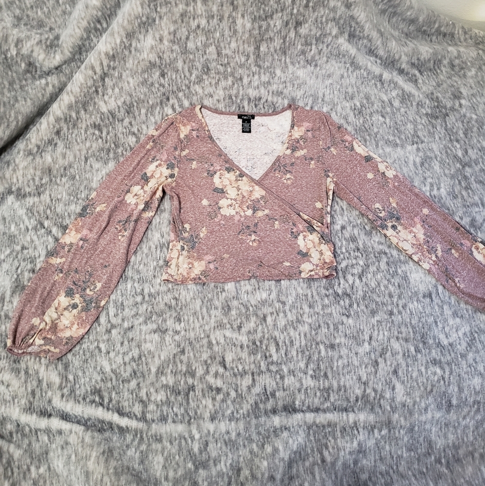 Rue 21 crop top